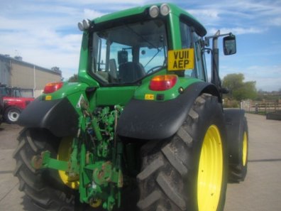 John Deere 6430