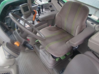 John Deere 6430