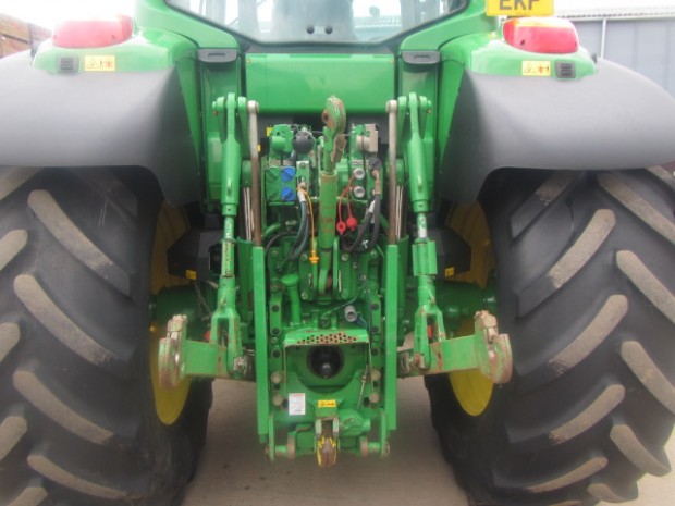 John Deere 6930