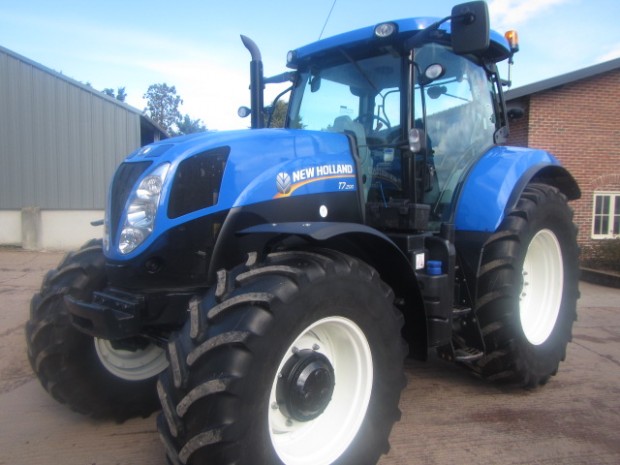 New Holland T7.200
