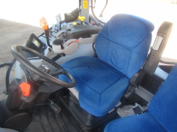 New Holland T7.200