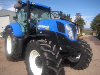 New Holland T7.200