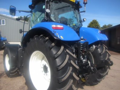 New Holland T7.200