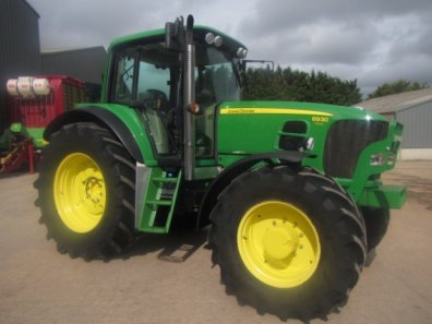 John Deere 6930