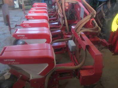 Kverneland Optima 8 row maize drill