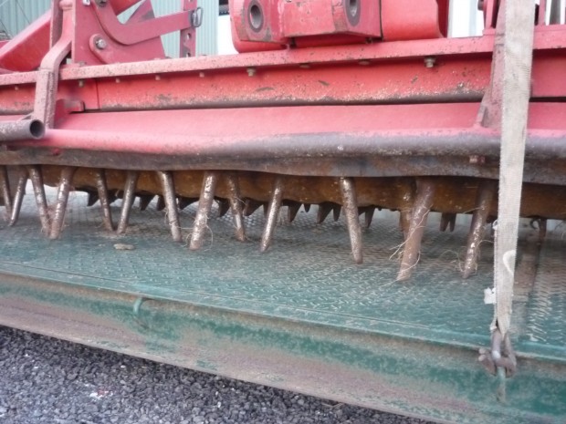 Lely 400-45 4 Metre power harrow