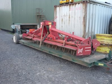 Lely 400-45 4 Metre power harrow