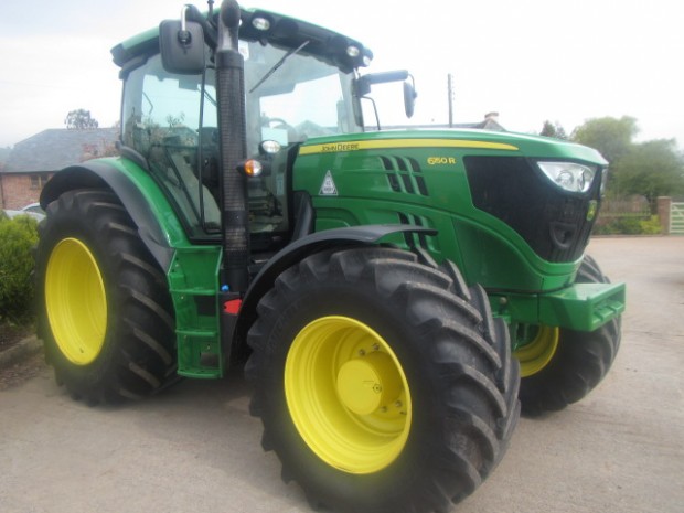 John Deere 6150R
