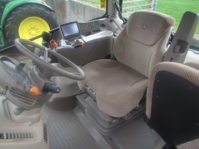 John Deere 6150R