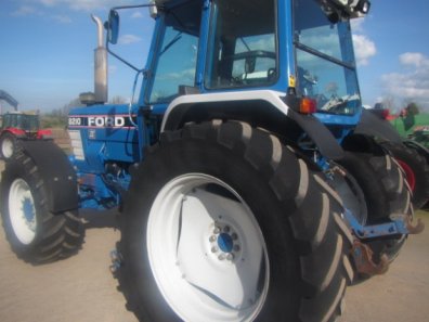 Ford 8210 III