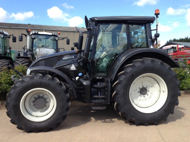 Valtra N163 Direct