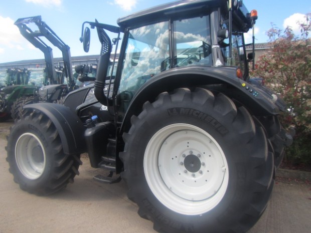 Valtra N163 Direct