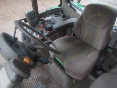 John Deere 6930