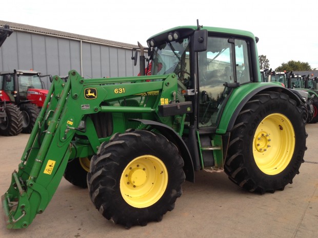 John Deere 6420