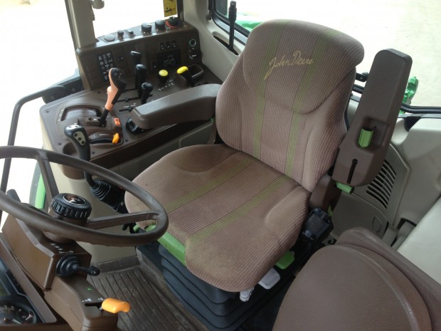 John Deere 6420