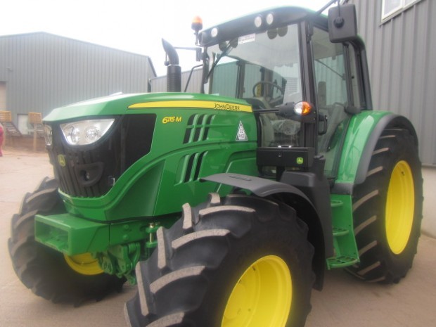 John Deere 6115M