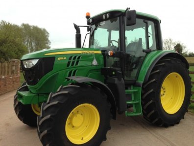 John Deere 6115M
