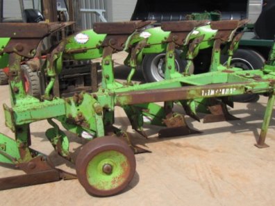 Dowdeswell DP8B 4 furrow reversible plough