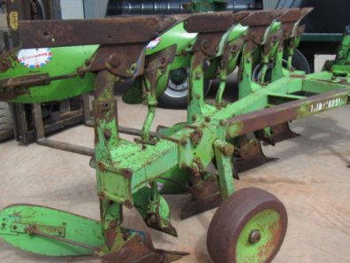 Dowdeswell DP8B 4 furrow reversible plough