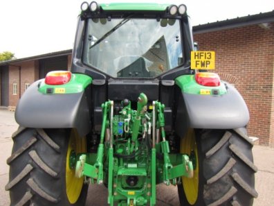 John Deere 6115M