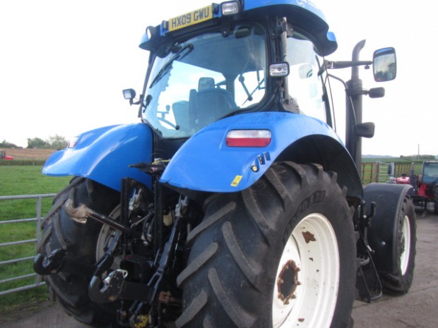 New Holland T6080