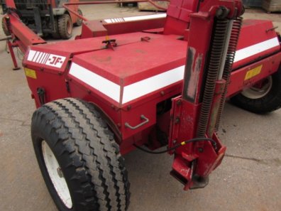 JF 900 forager