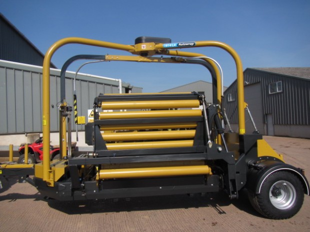 Tanco 1814 LA trailed bale wrapper