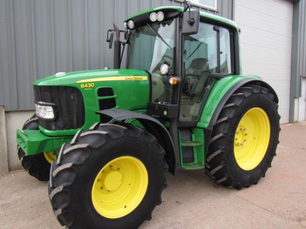John Deere 6430