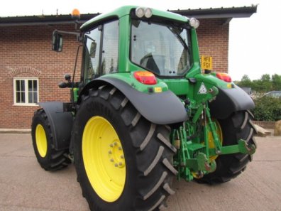 John Deere 6430