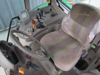 John Deere 6430