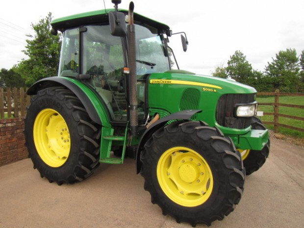 John Deere 5090R
