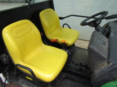 John Deere Gator 850D