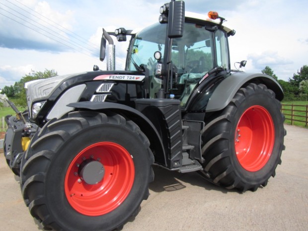 Fendt 724 Profi-Plus