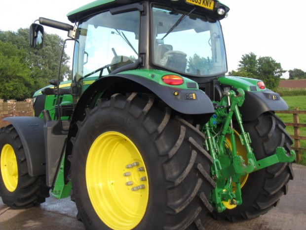 John Deere 6150R