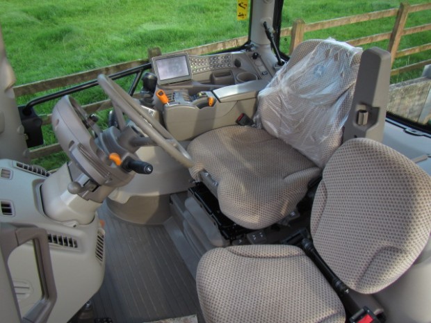 John Deere 6150R