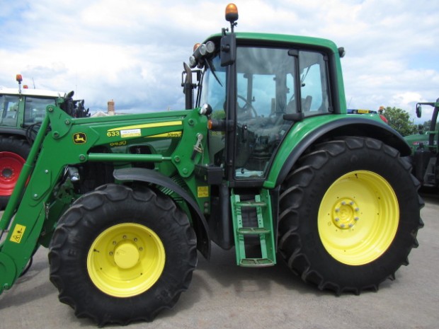 John Deere 6430