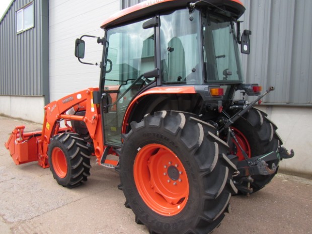 Kubota L5740