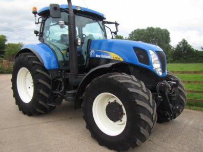 New Holland T7030
