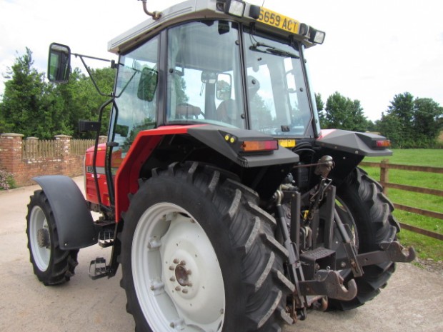 Massey Ferguson 6150