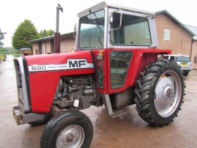 Massey Ferguson 590
