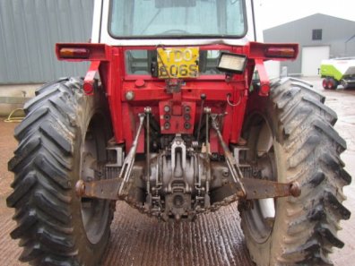 Massey Ferguson 590