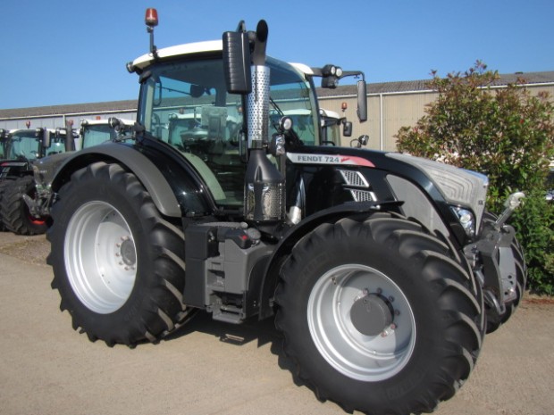 Fendt 724 Profi-Plus