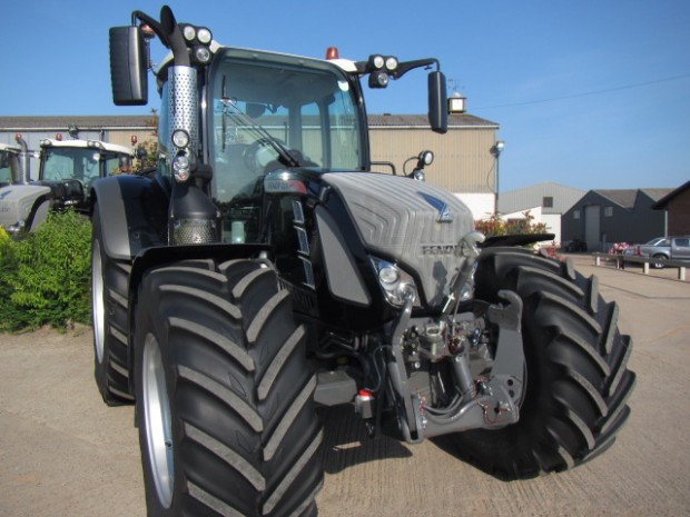 Fendt 724 Profi-Plus