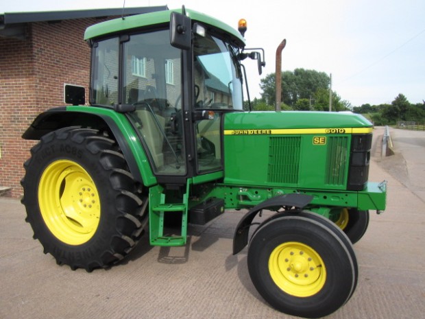 John Deere 6010SE
