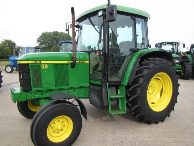 John Deere 6010SE