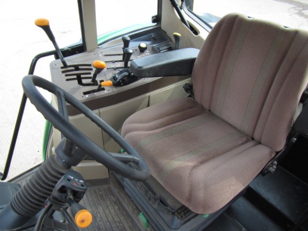 John Deere 6010SE