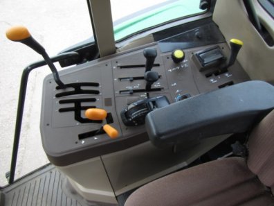 John Deere 6010SE