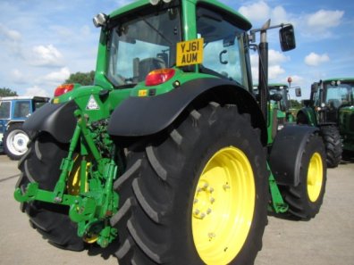 John Deere 6930
