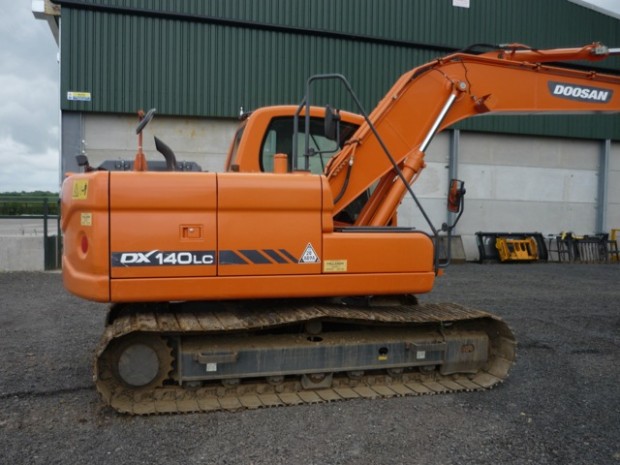 Doosan DX140LC