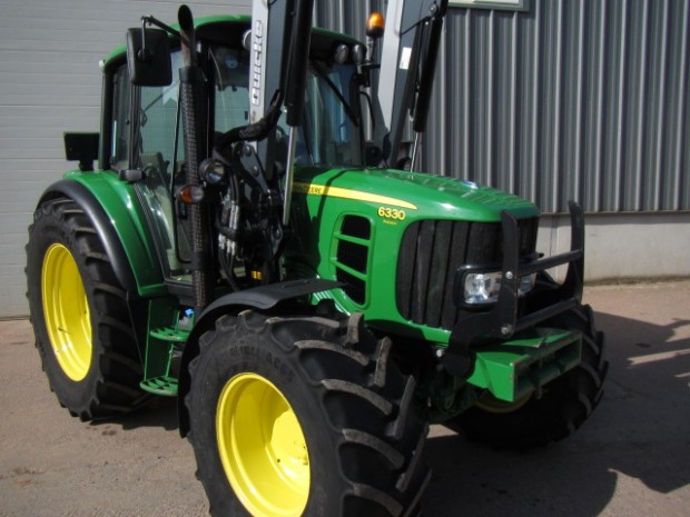 John Deere 6330